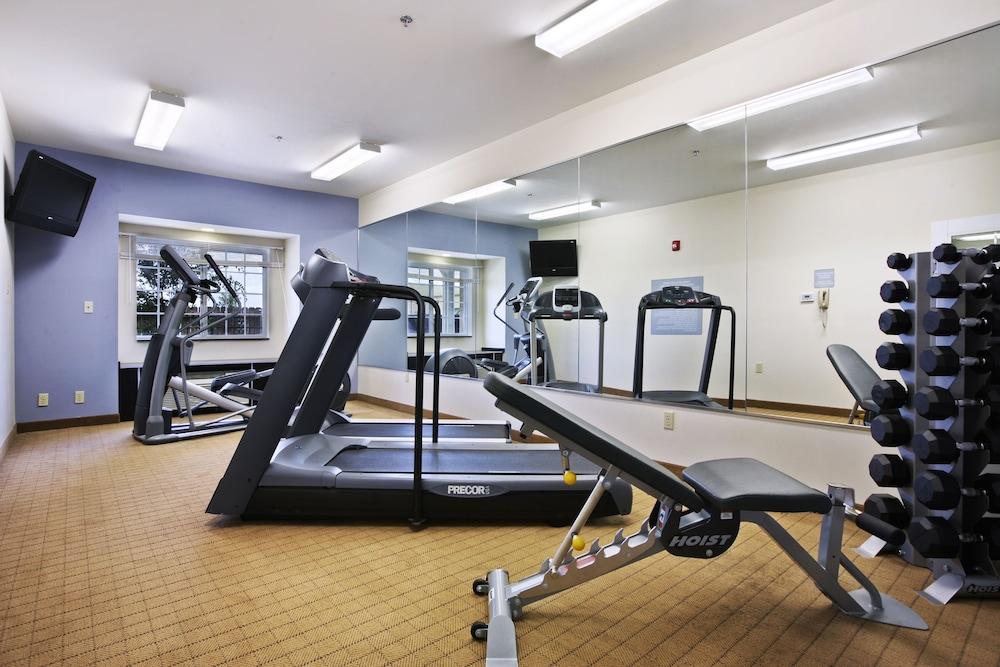 Microtel Inn And Suites Baton Rouge Airport Esterno foto