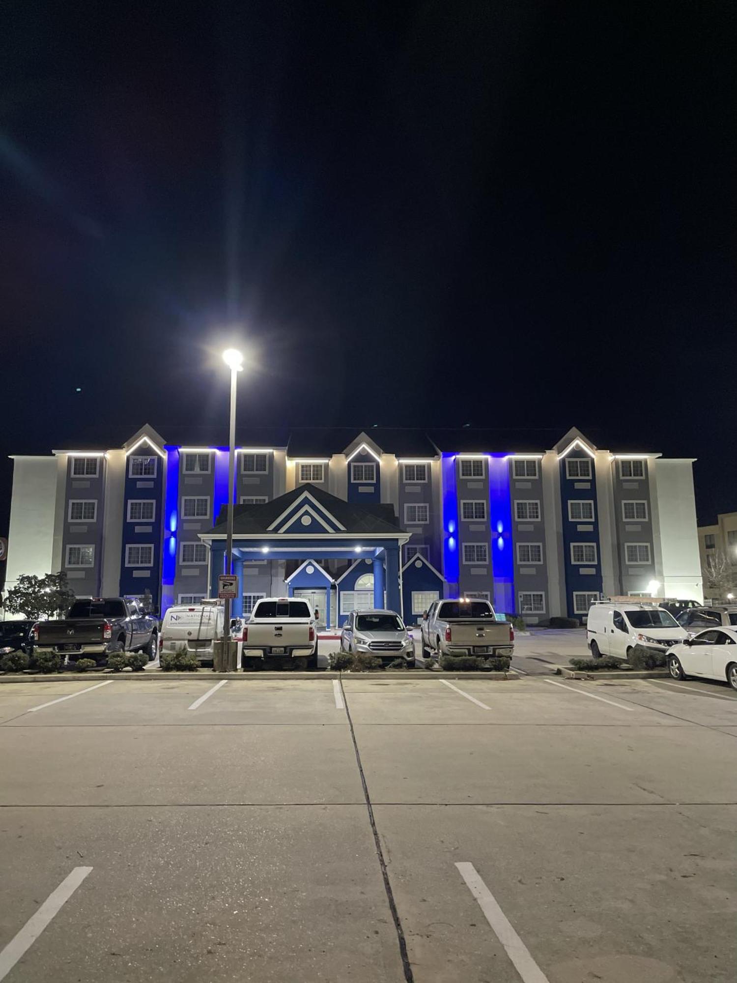 Microtel Inn And Suites Baton Rouge Airport Esterno foto
