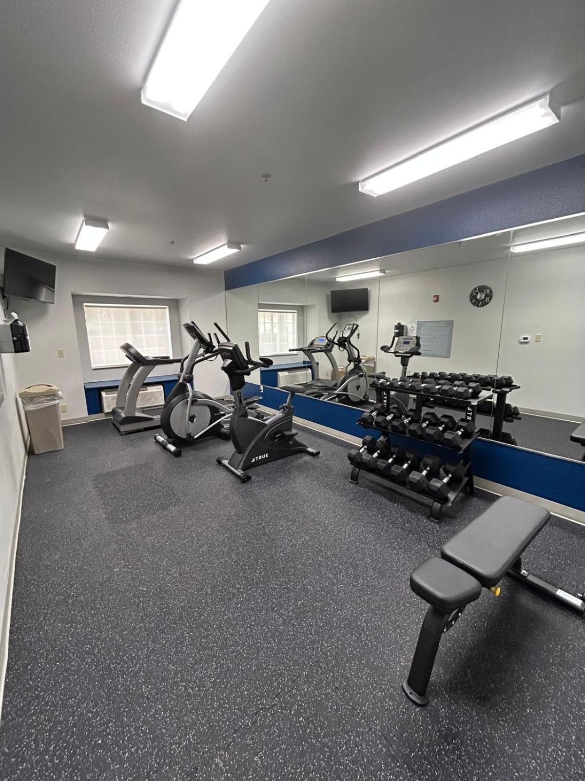 Microtel Inn And Suites Baton Rouge Airport Esterno foto